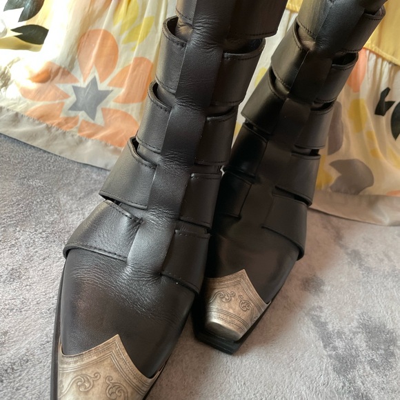 71/2 Free people ,Elegant Black Leather Women's Boots - Picture 4 of 17